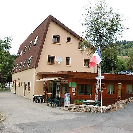 Hotel Les Airelles Saint-Cirgues-en-Montagne Esterno foto